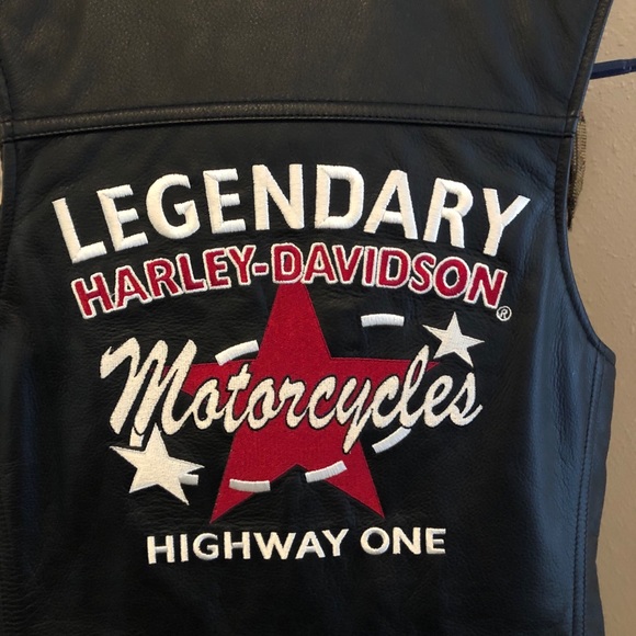 Harley-Davidson Black Leather Vest - Picture 9 of 11